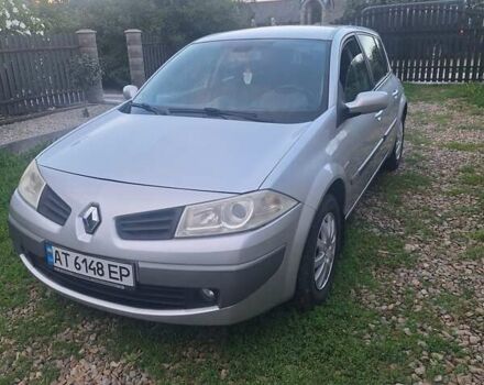 Серый Рено Меган, объемом двигателя 1.6 л и пробегом 268 тыс. км за 3600 $, фото 1 на Automoto.ua