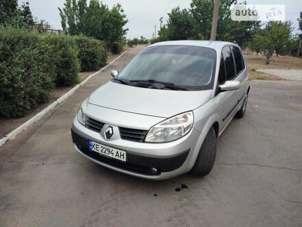 Серый Рено Меган, объемом двигателя 2 л и пробегом 200 тыс. км за 5100 $, фото 1 на Automoto.ua