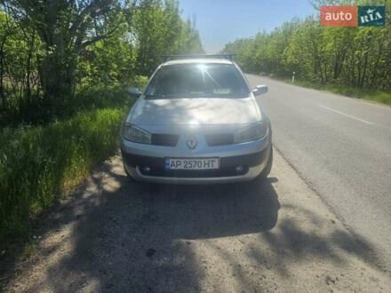 Рено Меган 2005 в Запорожье на Automoto.ua Серый Рено Меган, объемом двигателя 1.46 л и пробегом 320 тыс. км за 4200 $, фото 1 на Automoto.ua
