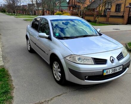 Серый Рено Меган, объемом двигателя 1.6 л и пробегом 260 тыс. км за 5300 $, фото 1 на Automoto.ua