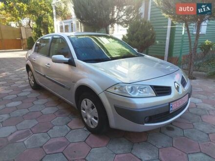 Рено Меган 2006 в Одессе на Automoto.ua Серый Рено Меган, объемом двигателя 1.6 л и пробегом 273 тыс. км за 5050 $, фото 1 на Automoto.ua