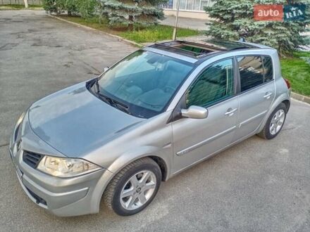 Рено Меган 2006 в Запорожье на Automoto.ua Серый Рено Меган, объемом двигателя 1.6 л и пробегом 290 тыс. км за 4300 $, фото 1 на Automoto.ua