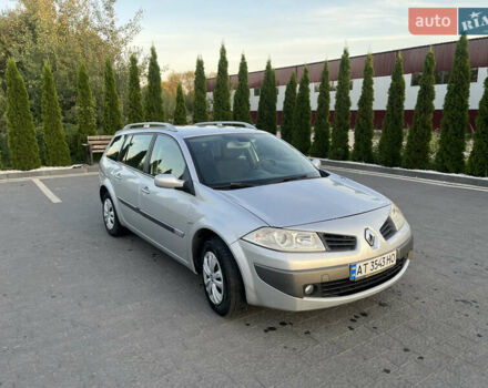 Серый Рено Меган, объемом двигателя 1.6 л и пробегом 244 тыс. км за 5000 $, фото 1 на Automoto.ua