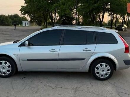 Рено Меган 2006 в Новом Буге на Automoto.ua Серый Рено Меган, объемом двигателя 1.5 л и пробегом 260 тыс. км за 4650 $, фото 1 на Automoto.ua