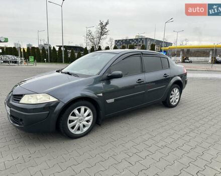 Серый Рено Меган, объемом двигателя 1.6 л и пробегом 240 тыс. км за 3900 $, фото 1 на Automoto.ua