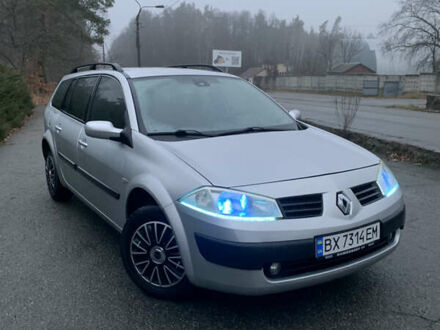 Серый Рено Меган, объемом двигателя 1.6 л и пробегом 400 тыс. км за 3700 $, фото 1 на Automoto.ua