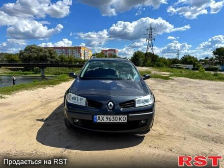 Серый Рено Меган, объемом двигателя 1.6 л и пробегом 236 тыс. км за 5500 $, фото 1 на Automoto.ua