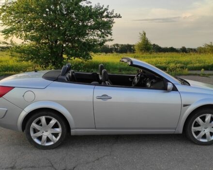 Серый Рено Меган, объемом двигателя 2 л и пробегом 165 тыс. км за 6500 $, фото 1 на Automoto.ua