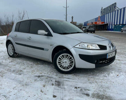 Сірий Рено Меган, об'ємом двигуна 1.6 л та пробігом 267 тис. км за 3499 $, фото 1 на Automoto.ua
