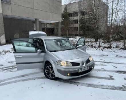 Сірий Рено Меган, об'ємом двигуна 1.6 л та пробігом 317 тис. км за 3900 $, фото 1 на Automoto.ua