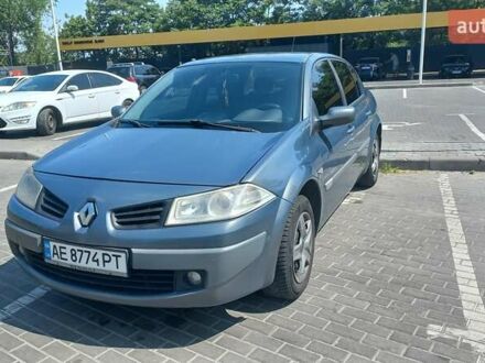 Рено Меган 2006 в Днепре (Днепропетровске) на Automoto.ua Серый Рено Меган, объемом двигателя 1.39 л и пробегом 415 тыс. км за 3700 $, фото 1 на Automoto.ua
