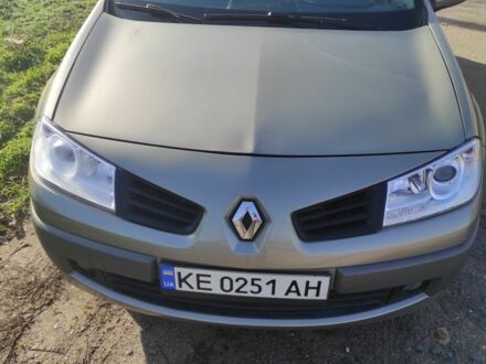 Серый Рено Меган, объемом двигателя 1.6 л и пробегом 188 тыс. км за 4399 $, фото 1 на Automoto.ua