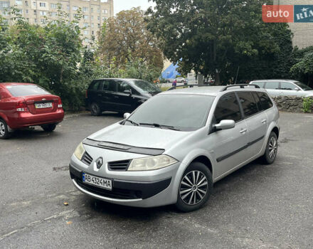 Серый Рено Меган, объемом двигателя 1.46 л и пробегом 200 тыс. км за 5200 $, фото 1 на Automoto.ua