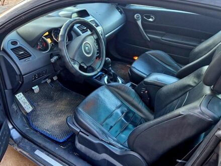Рено Меган 2006 у Дніпро (Дніпропетровську) на Automoto.ua Сірий Рено Меган, об'ємом двигуна 1.9 л та пробігом 200 тис. км за 4000 $, фото 1 на Automoto.ua