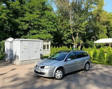 Серый Рено Меган, объемом двигателя 1.6 л и пробегом 205 тыс. км за 4400 $, фото 1 на Automoto.ua