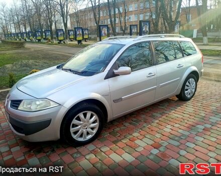 Серый Рено Меган, объемом двигателя 2 л и пробегом 250 тыс. км за 3800 $, фото 1 на Automoto.ua