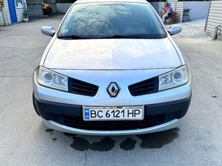 Рено Меган 2006 в Бориславе на Automoto.ua Серый Рено Меган, объемом двигателя 1.6 л и пробегом 240 тыс. км за 4100 $, фото 1 на Automoto.ua
