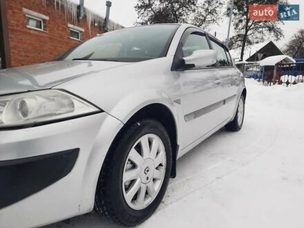 Серый Рено Меган, объемом двигателя 1.6 л и пробегом 220 тыс. км за 3999 $, фото 1 на Automoto.ua