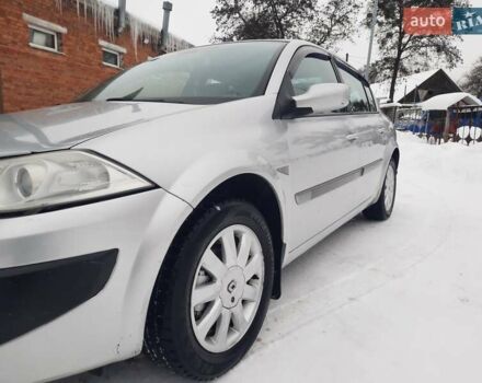 Серый Рено Меган, объемом двигателя 1.6 л и пробегом 220 тыс. км за 3999 $, фото 1 на Automoto.ua