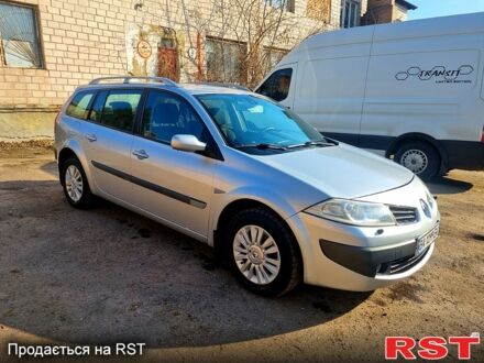 Рено Меган 2006 у Компанеевке на Automoto.ua Сірий Рено Меган, об'ємом двигуна 2 л та пробігом 217 тис. км за 4950 $, фото 1 на Automoto.ua