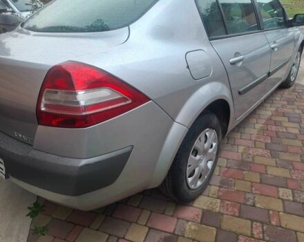 Рено Меган 2006 в Конотопе на Automoto.ua Серый Рено Меган, объемом двигателя 1.6 л и пробегом 195 тыс. км за 4000 $, фото 1 на Automoto.ua