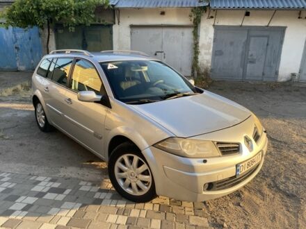 Рено Меган 2006 в Николаеве на Automoto.ua Серый Рено Меган, объемом двигателя 1.6 л и пробегом 201 тыс. км за 5499 $, фото 1 на Automoto.ua
