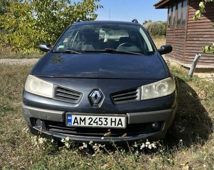Рено Меган 2006 в Житомире на Automoto.ua Серый Рено Меган, объемом двигателя 1.9 л и пробегом 335 тыс. км за 5800 $, фото 1 на Automoto.ua