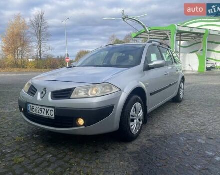 Рено Меган 2006 в Золочев на Automoto.ua Серый Рено Меган, объемом двигателя 1.46 л и пробегом 343 тыс. км за 4800 $, фото 1 на Automoto.ua