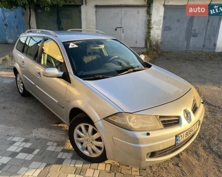 Серый Рено Меган, объемом двигателя 1.6 л и пробегом 201 тыс. км за 4749 $, фото 1 на Automoto.ua