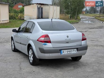 Сірий Рено Меган, об'ємом двигуна 1.6 л та пробігом 250 тис. км за 3750 $, фото 1 на Automoto.ua