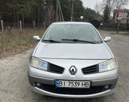 Серый Рено Меган, объемом двигателя 1.6 л и пробегом 217 тыс. км за 4100 $, фото 1 на Automoto.ua