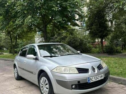Серый Рено Меган, объемом двигателя 1.6 л и пробегом 309 тыс. км за 3380 $, фото 1 на Automoto.ua