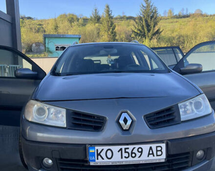 Серый Рено Меган, объемом двигателя 1.9 л и пробегом 300 тыс. км за 3800 $, фото 1 на Automoto.ua