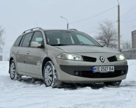 Серый Рено Меган, объемом двигателя 2 л и пробегом 230 тыс. км за 6300 $, фото 1 на Automoto.ua