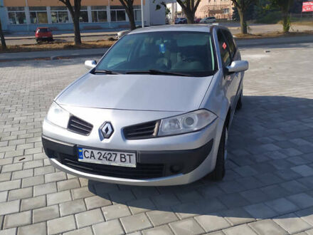 Рено Меган 2007 у Монастырище на Automoto.ua Сірий Рено Меган, об'ємом двигуна 1.5 л та пробігом 330 тис. км за 4600 $, фото 1 на Automoto.ua