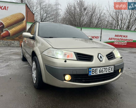 Серый Рено Меган, объемом двигателя 1.6 л и пробегом 281 тыс. км за 4800 $, фото 1 на Automoto.ua