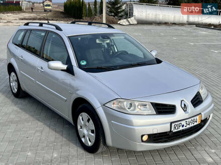 Рено Меган 2007 в Тернополе на Automoto.ua Серый Рено Меган, объемом двигателя 1.5 л и пробегом 220 тыс. км за 4999 $, фото 1 на Automoto.ua