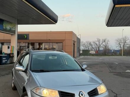 Серый Рено Меган, объемом двигателя 0 л и пробегом 169 тыс. км за 6500 $, фото 1 на Automoto.ua