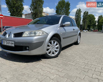 Серый Рено Меган, объемом двигателя 1.9 л и пробегом 258 тыс. км за 4500 $, фото 1 на Automoto.ua