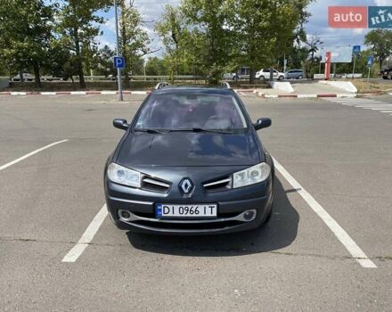 Серый Рено Меган, объемом двигателя 1.9 л и пробегом 300 тыс. км за 4800 $, фото 1 на Automoto.ua