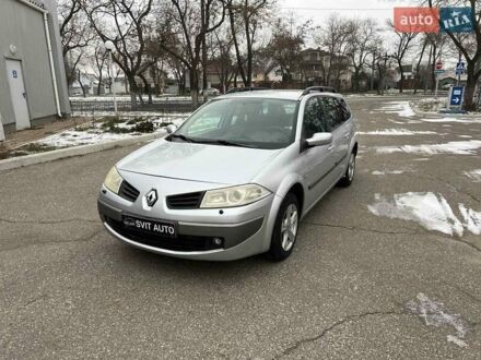 Серый Рено Меган, объемом двигателя 1.6 л и пробегом 185 тыс. км за 5500 $, фото 1 на Automoto.ua