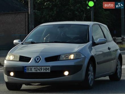 Серый Рено Меган, объемом двигателя 1.9 л и пробегом 262 тыс. км за 4100 $, фото 1 на Automoto.ua
