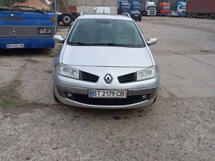 Серый Рено Меган, объемом двигателя 1.46 л и пробегом 400 тыс. км за 4200 $, фото 1 на Automoto.ua