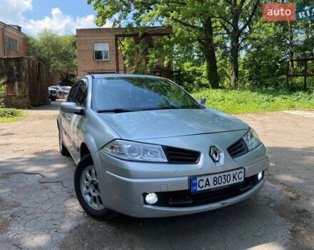 Серый Рено Меган, объемом двигателя 1.6 л и пробегом 338 тыс. км за 4500 $, фото 1 на Automoto.ua
