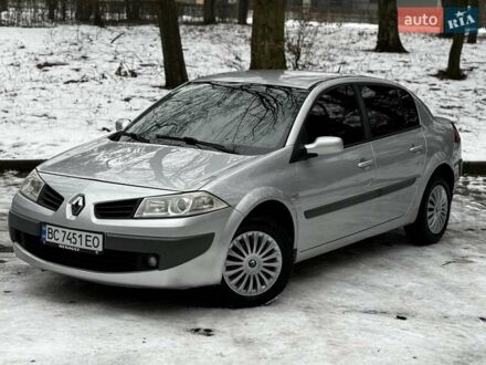 Рено Меган 2007 у Львові на Automoto.ua Сірий Рено Меган, об'ємом двигуна 1.6 л та пробігом 245 тис. км за 3999 $, фото 1 на Automoto.ua