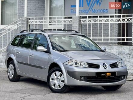 Рено Меган 2007 у Харкові на Automoto.ua Сірий Рено Меган, об'ємом двигуна 1.6 л та пробігом 241 тис. км за 5200 $, фото 1 на Automoto.ua