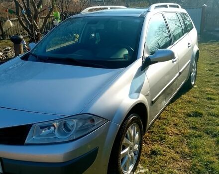 Серый Рено Меган, объемом двигателя 1.6 л и пробегом 195 тыс. км за 5600 $, фото 1 на Automoto.ua