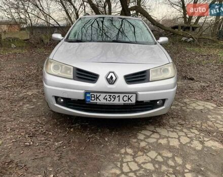 Сірий Рено Меган, об'ємом двигуна 1.6 л та пробігом 284 тис. км за 5700 $, фото 1 на Automoto.ua