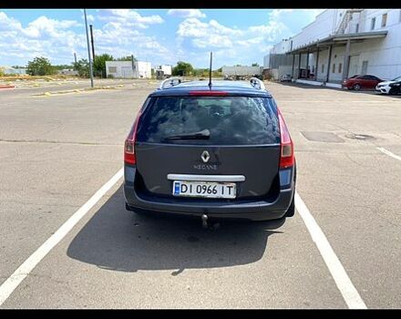 Серый Рено Меган, объемом двигателя 1.9 л и пробегом 0 тыс. км за 4800 $, фото 1 на Automoto.ua