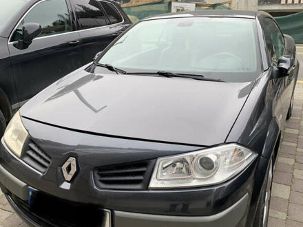 Серый Рено Меган, объемом двигателя 1.6 л и пробегом 215 тыс. км за 5200 $, фото 1 на Automoto.ua